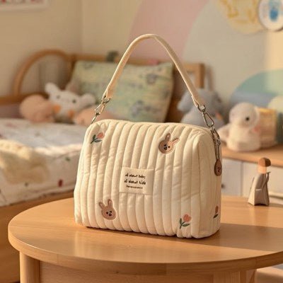 trousse toilette bébé lapin chambre enfant